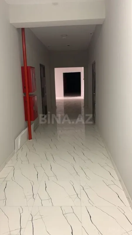 Satılır 3 otaqlı mənzil 130 m²