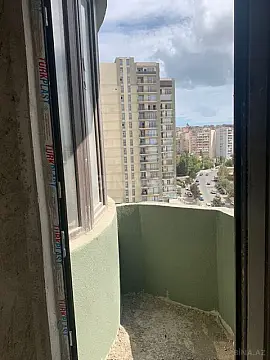 Satılır 3 otaqlı mənzil 130 m²