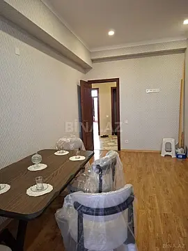 Kirayə verilir 2 otaqlı mənzil 90 m²