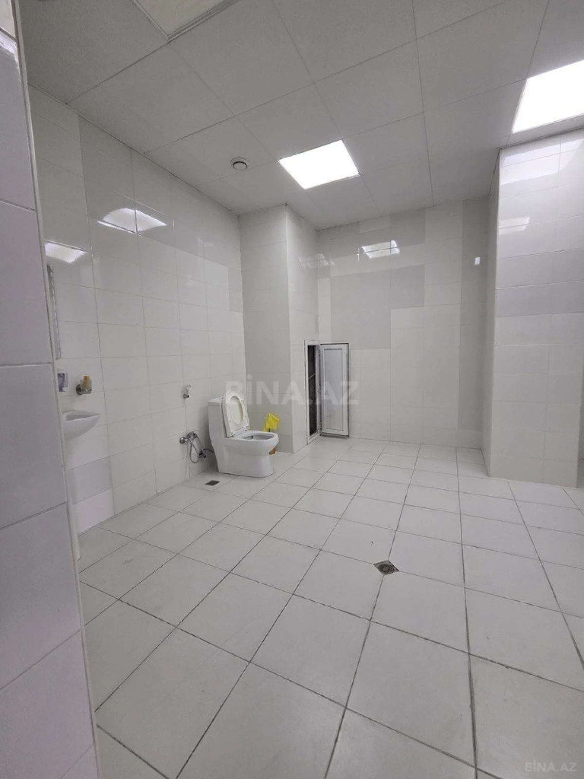 Kirayə verilir obyekt 3100 m²