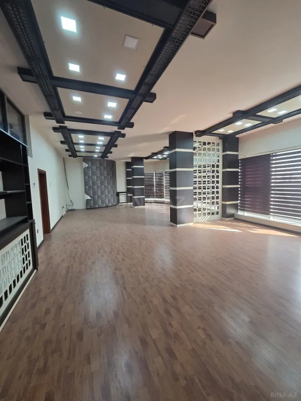 Kirayə verilir obyekt 3100 m²