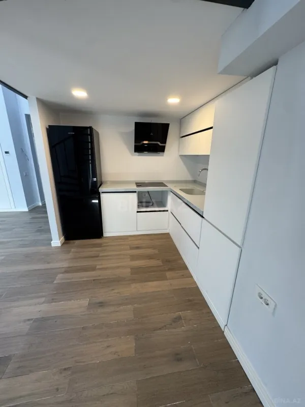 Satılır 2 otaqlı ofis 55 m²