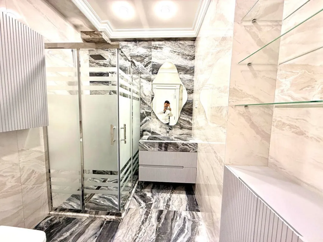 Satılır 3 otaqlı mənzil 107 m²