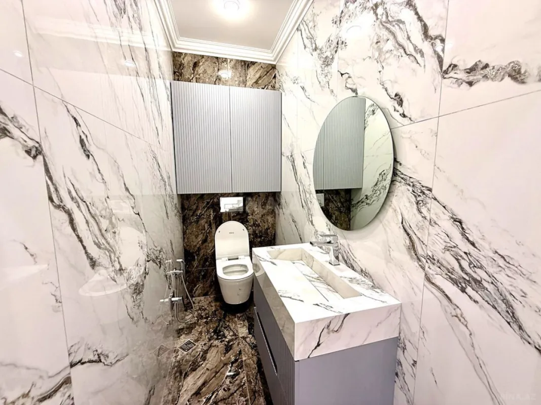 Satılır 3 otaqlı mənzil 107 m²