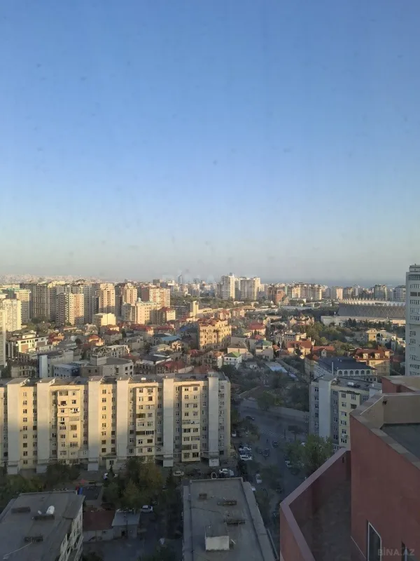 Satılır 3 otaqlı mənzil 107 m²