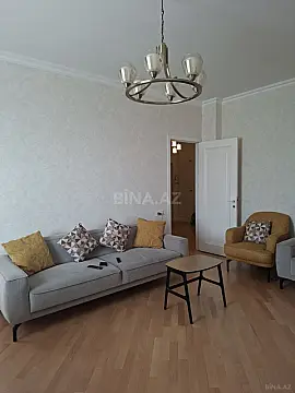 Satılır 3 otaqlı mənzil 107 m²