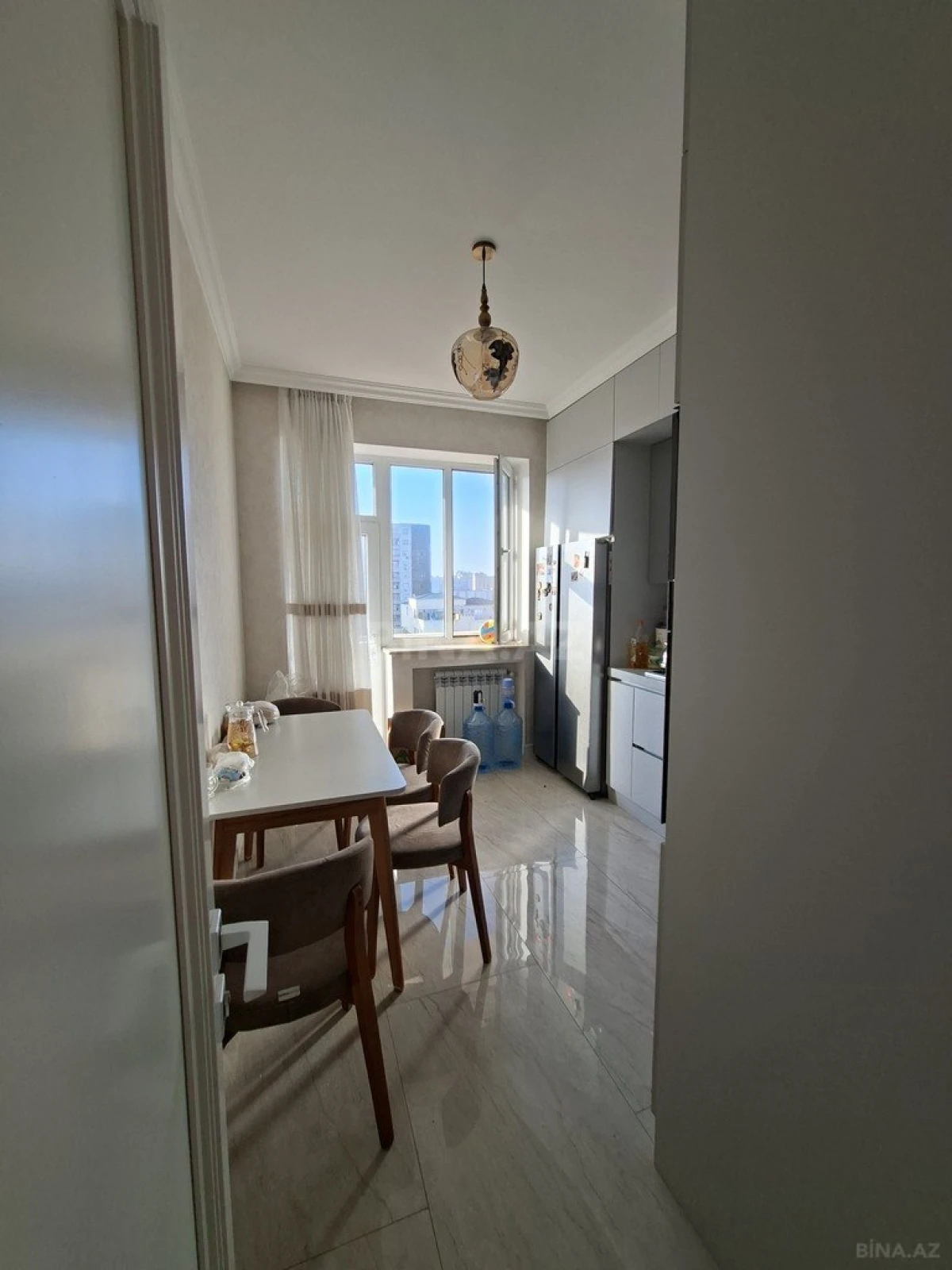 Satılır 3 otaqlı mənzil 107 m²