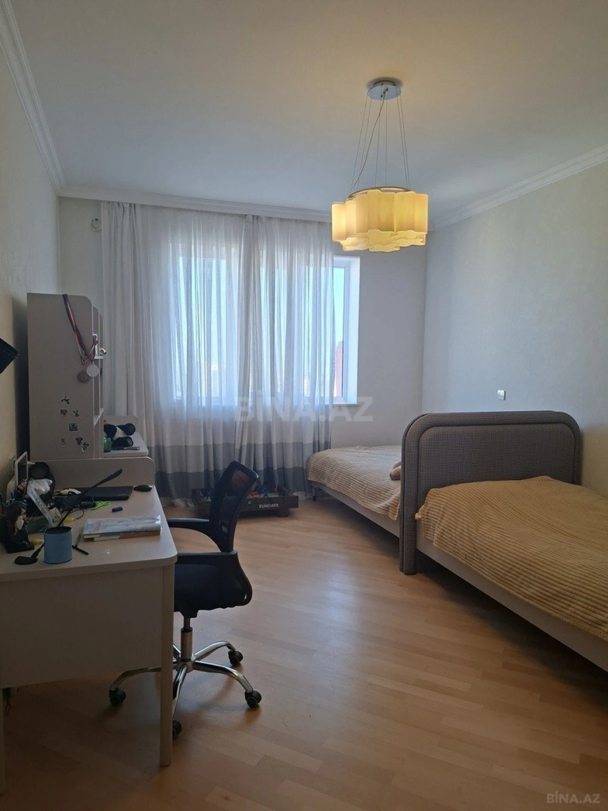 Satılır 3 otaqlı mənzil 107 m²