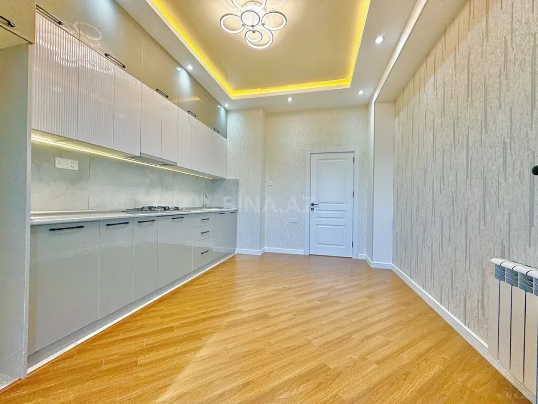 Satılır 2 otaqlı mənzil 85 m²