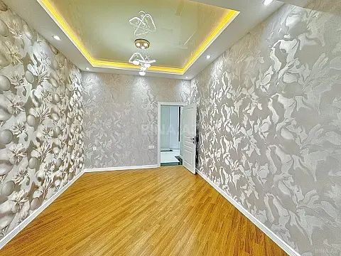 Satılır 2 otaqlı mənzil 85 m²