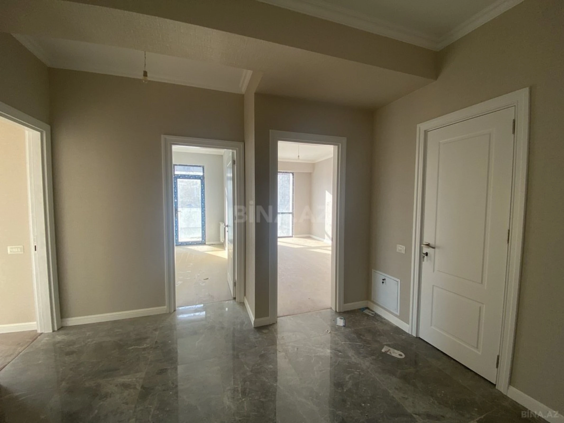 Satılır 3 otaqlı mənzil 100 m²