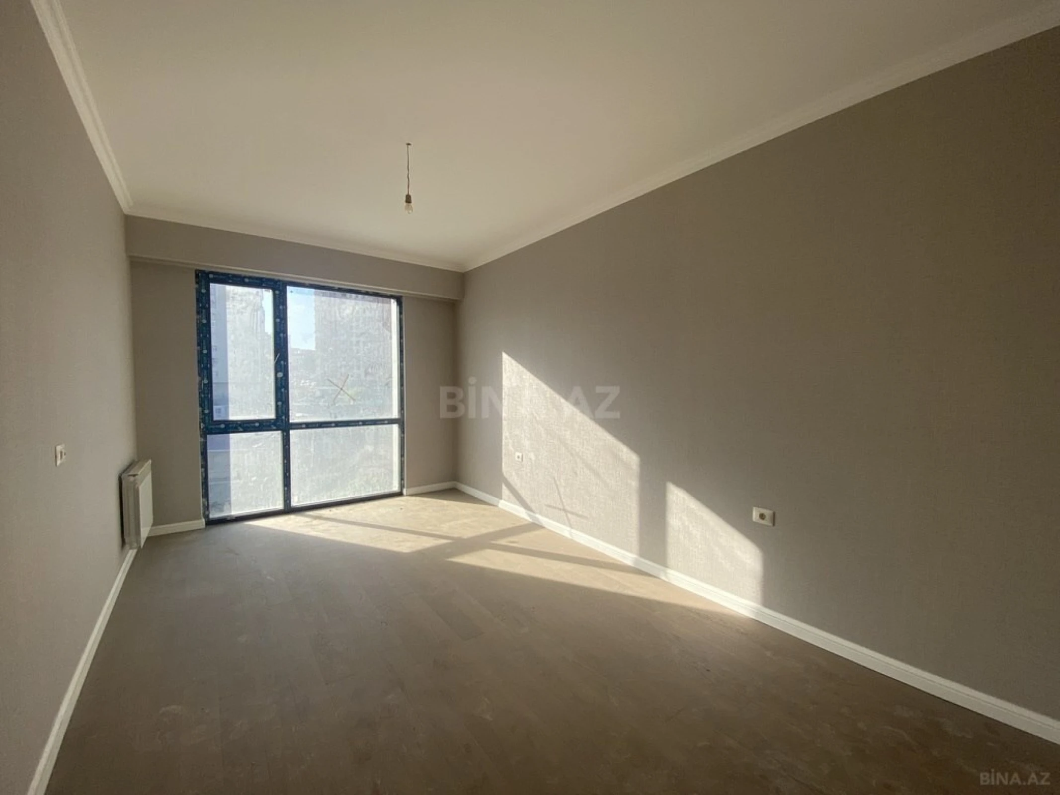 Satılır 3 otaqlı mənzil 100 m²
