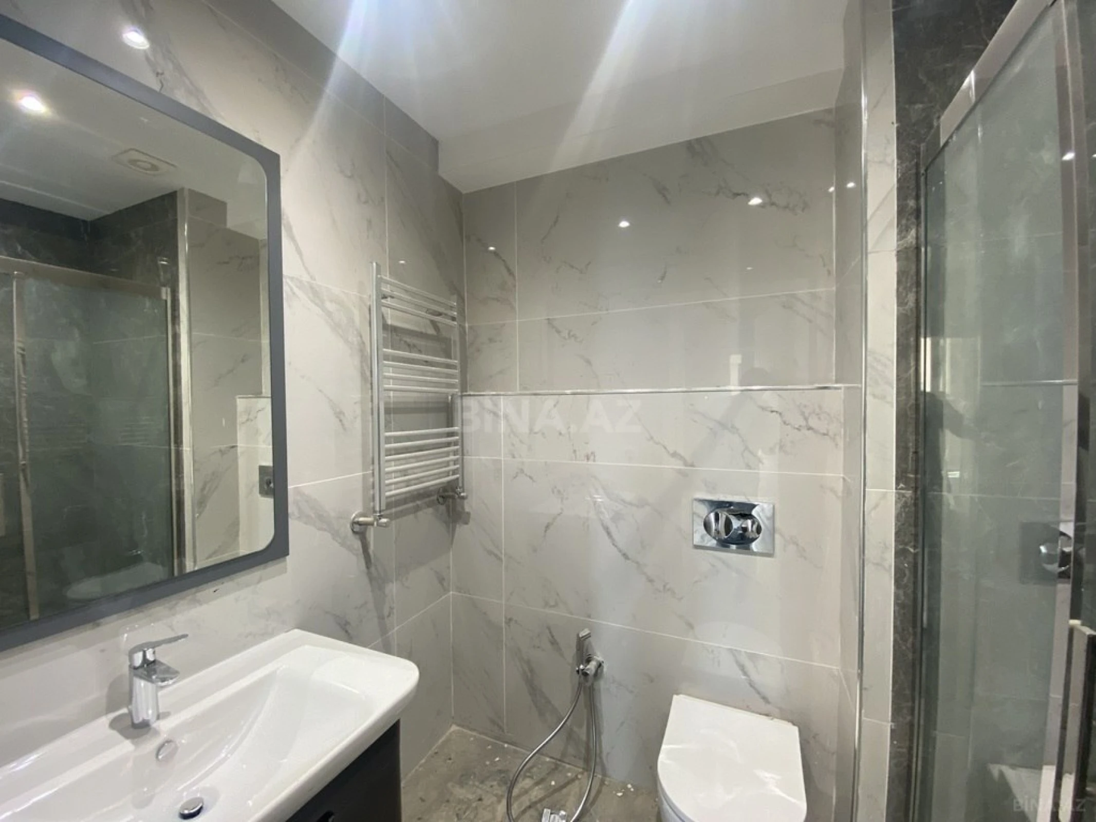 Satılır 3 otaqlı mənzil 100 m²