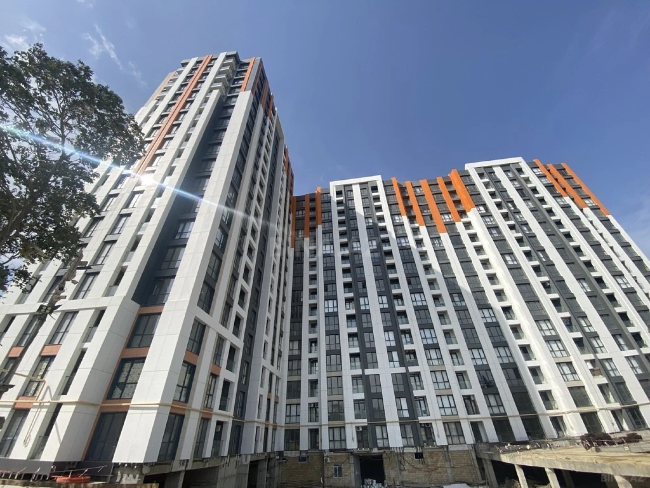 Satılır 3 otaqlı mənzil 100 m²