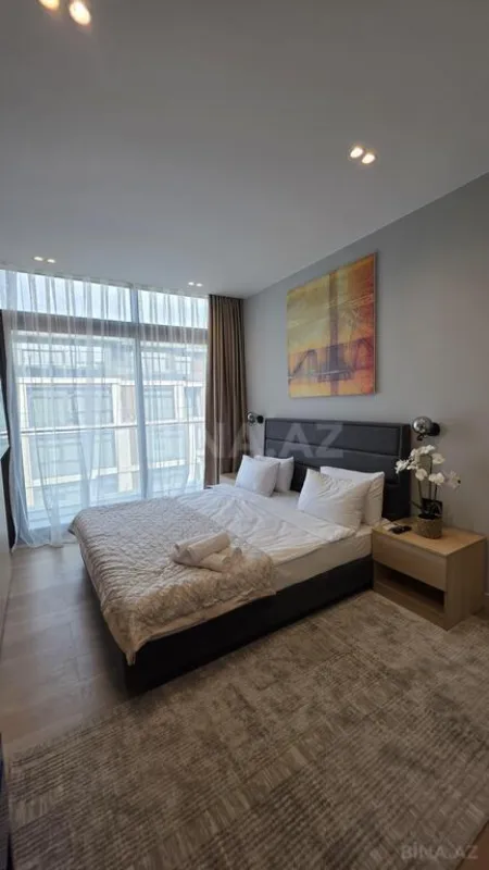 Kirayə verilir 2 otaqlı mənzil 97 m²