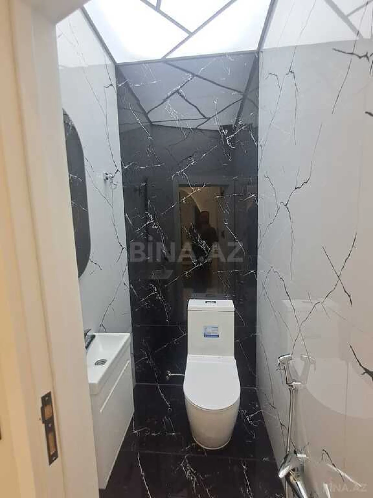 Satılır 3 otaqlı mənzil 100 m²