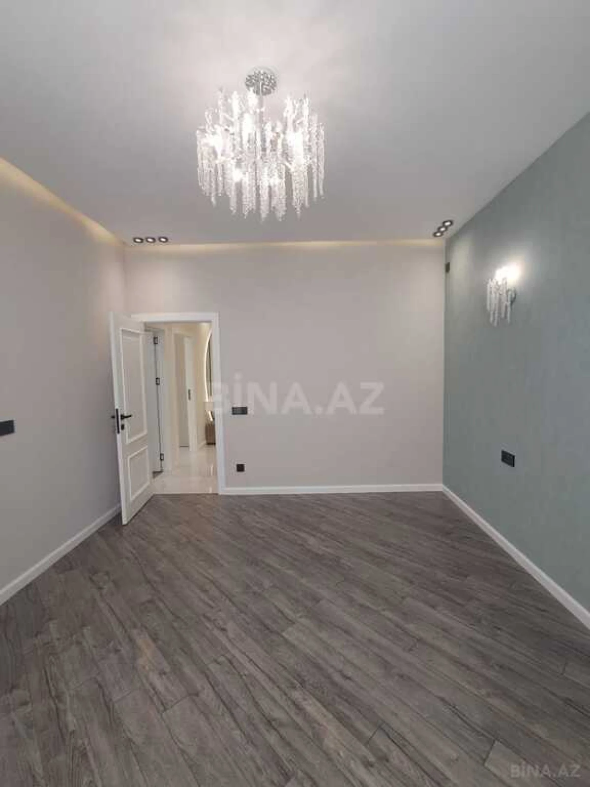 Satılır 3 otaqlı mənzil 100 m²