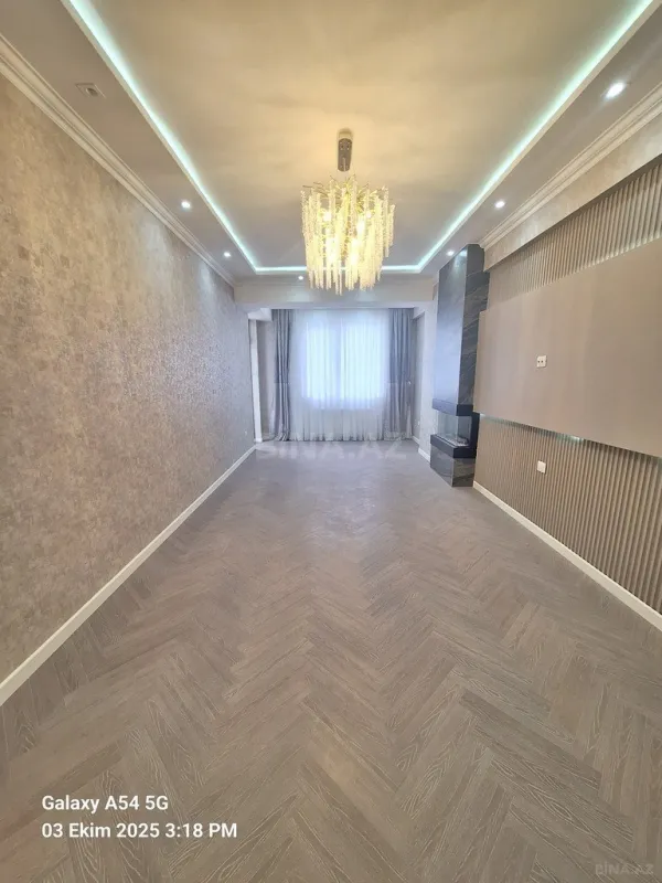 Satılır 3 otaqlı mənzil 140 m²