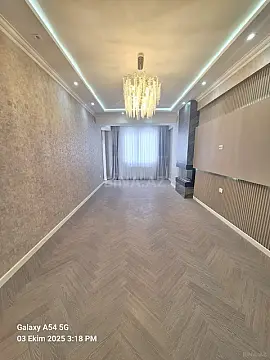 Satılır 3 otaqlı mənzil 140 m²