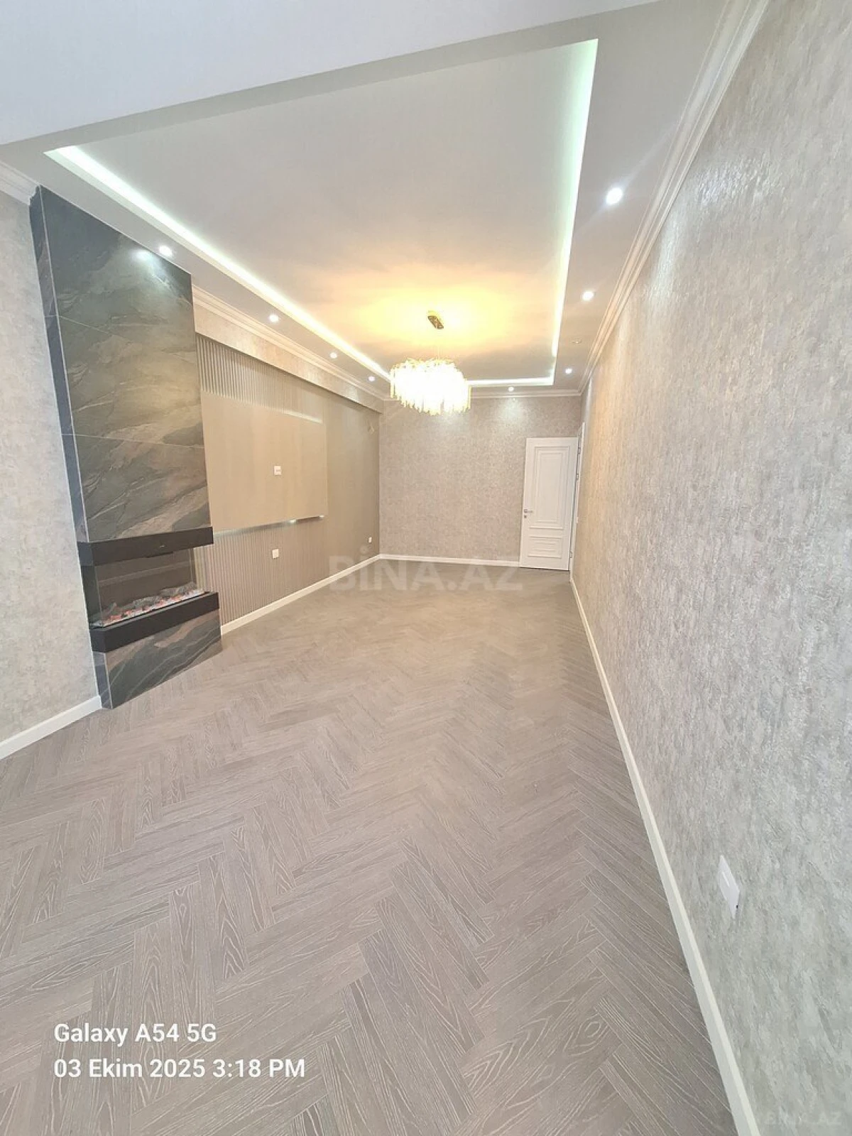 Satılır 3 otaqlı mənzil 140 m²