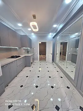 Satılır 3 otaqlı mənzil 140 m² — Bakı, Xətai m/s yanı 3 otaq 140.00 m²