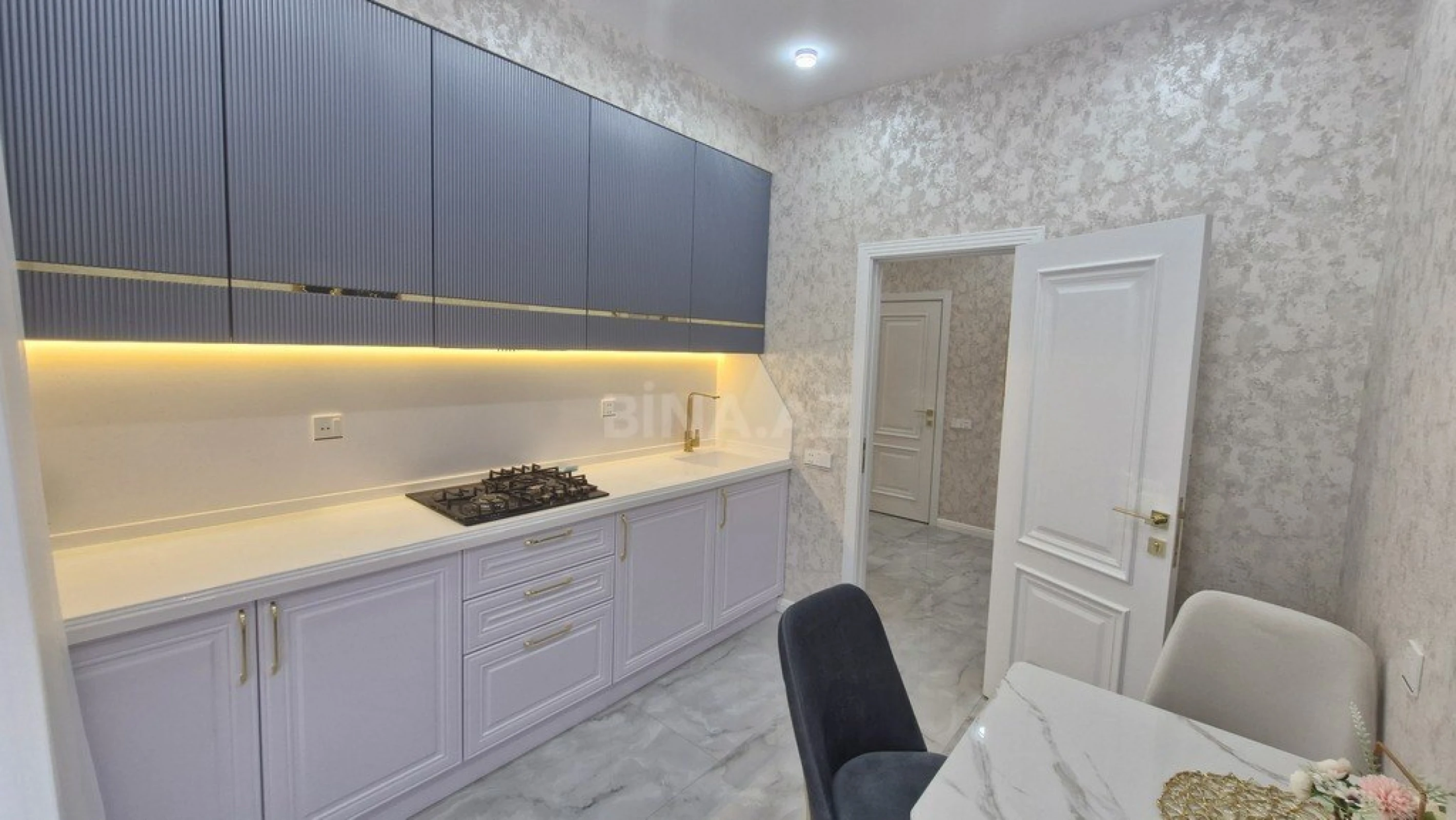 Satılır 3 otaqlı mənzil 82 m²