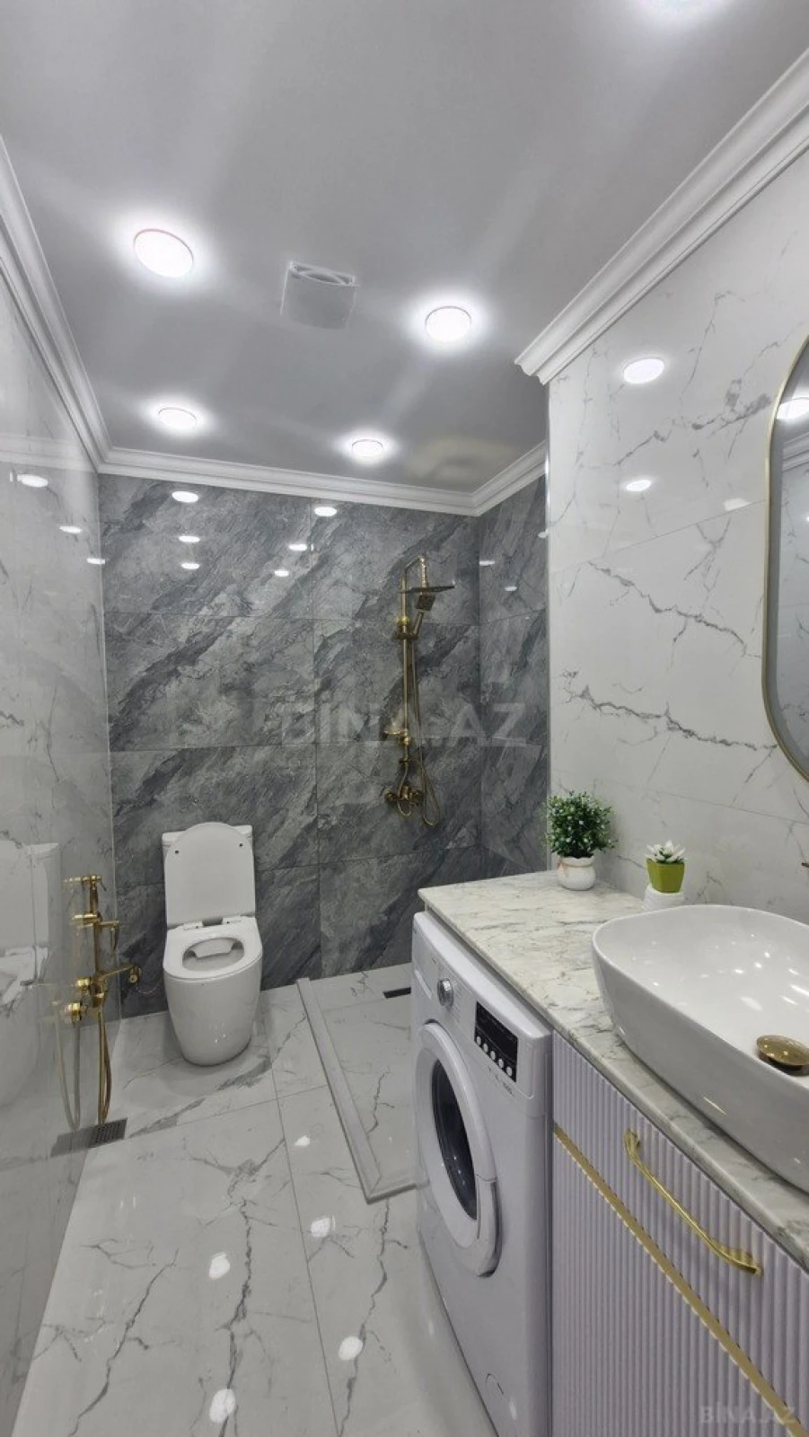 Satılır 3 otaqlı mənzil 82 m²