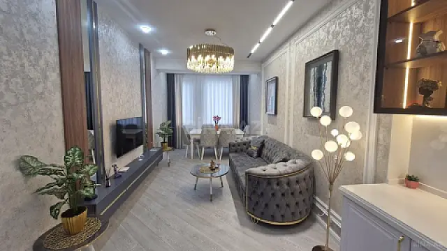 Satılır 2 otaqlı mənzil 58 m²