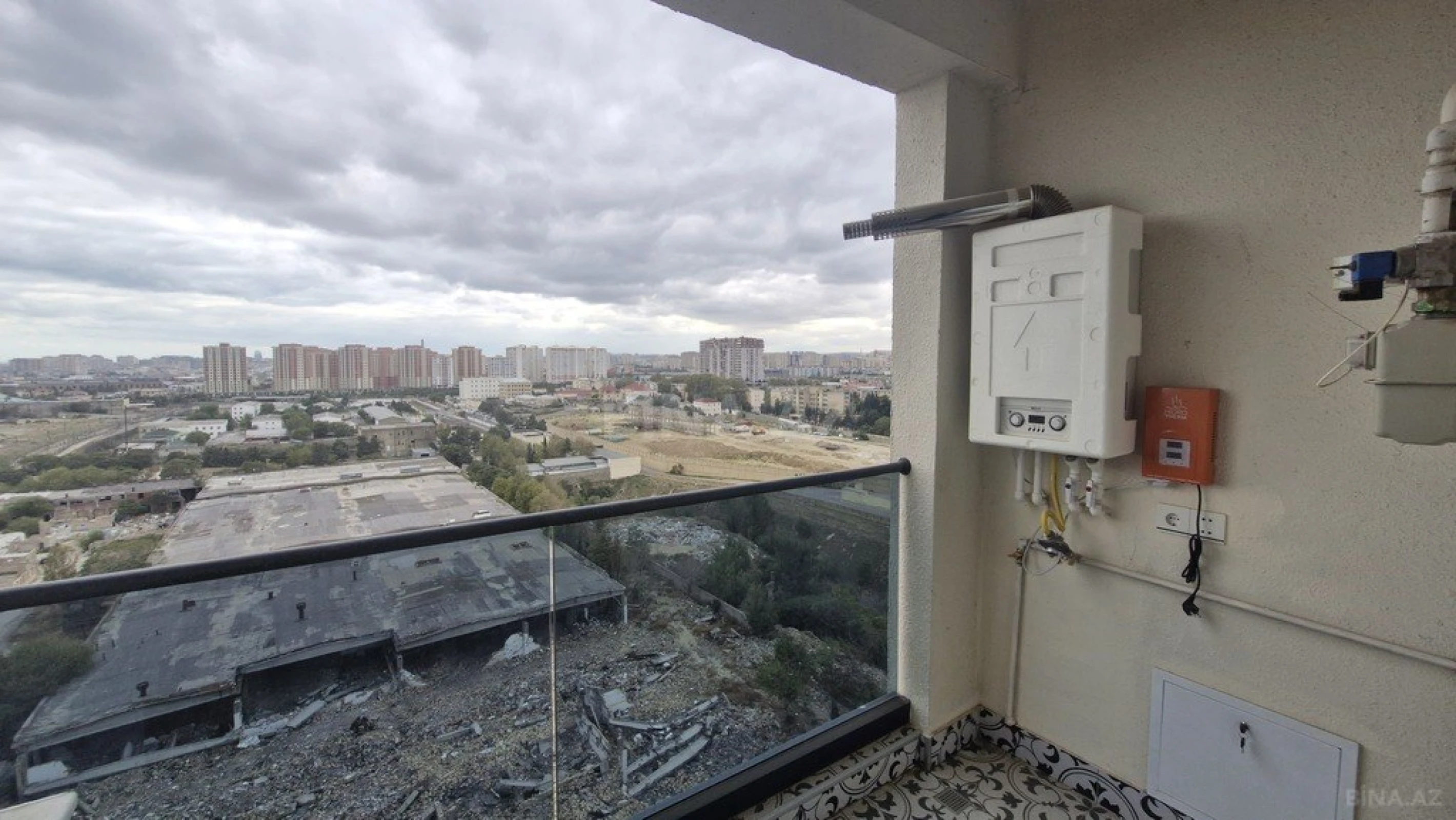 Satılır 2 otaqlı mənzil 58 m²