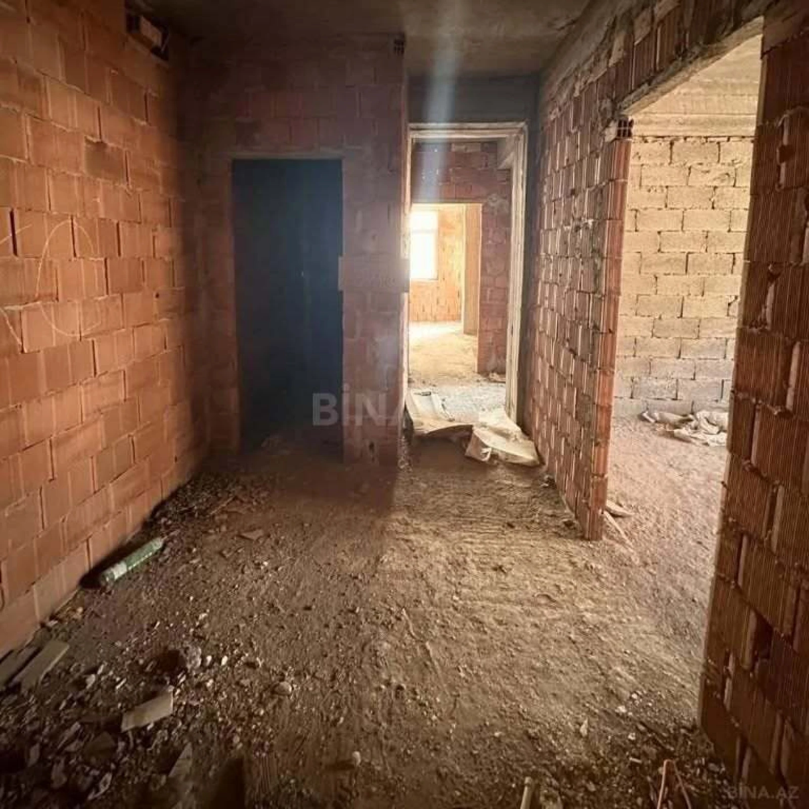 Satılır 1 otaqlı mənzil 54 m²