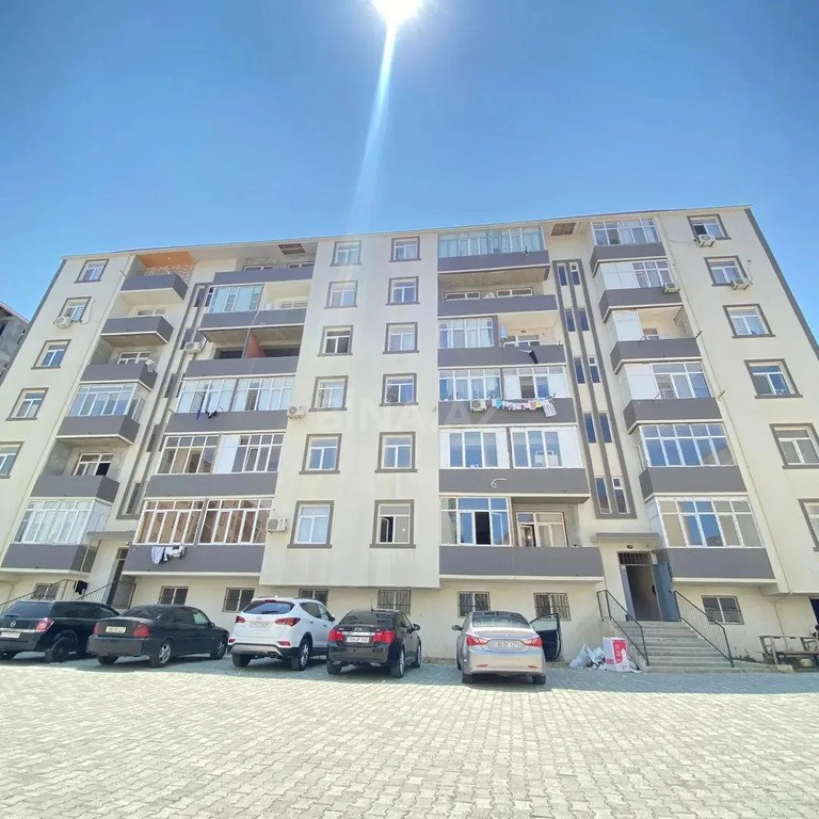 Satılır 1 otaqlı mənzil 54 m²