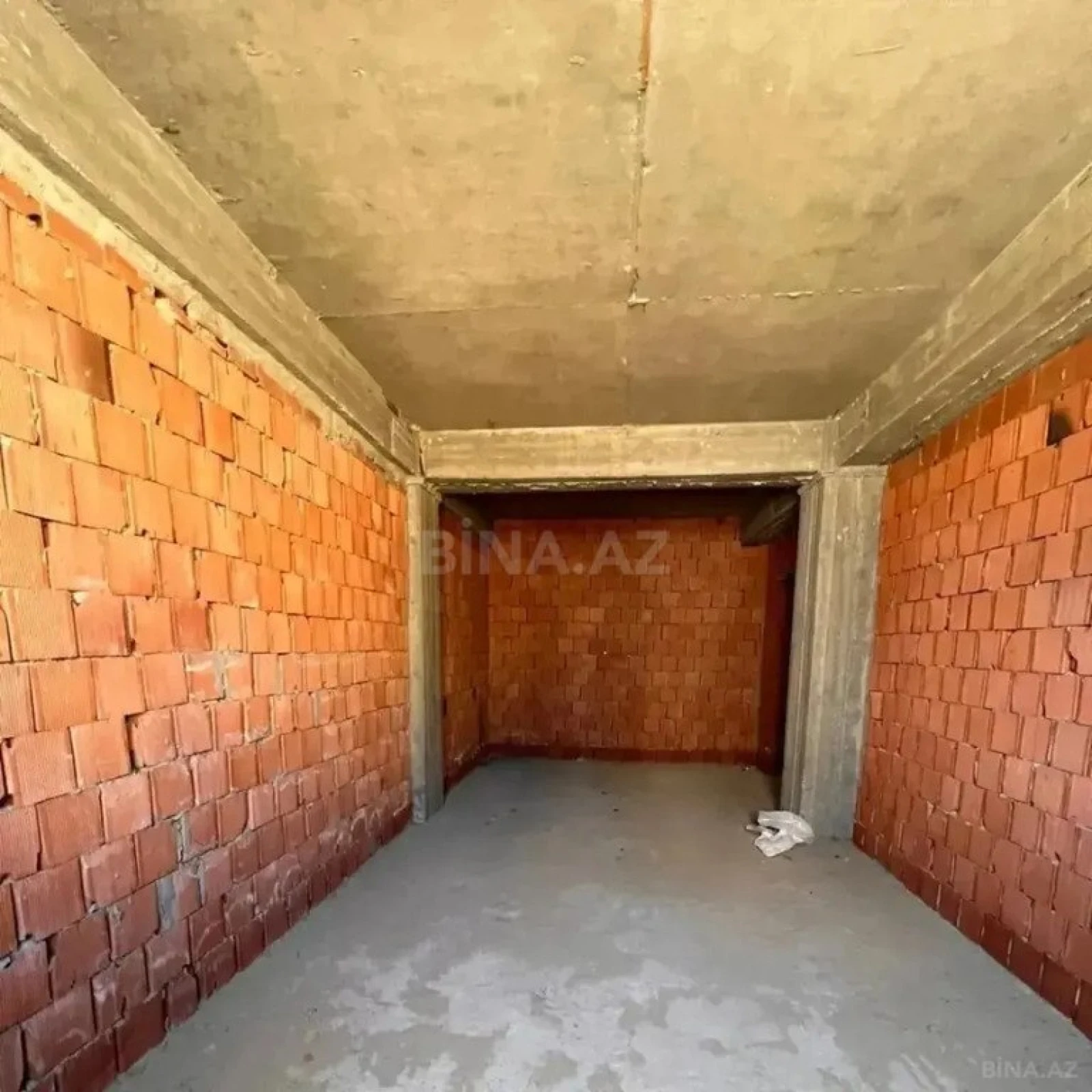 Satılır 1 otaqlı mənzil 54 m²