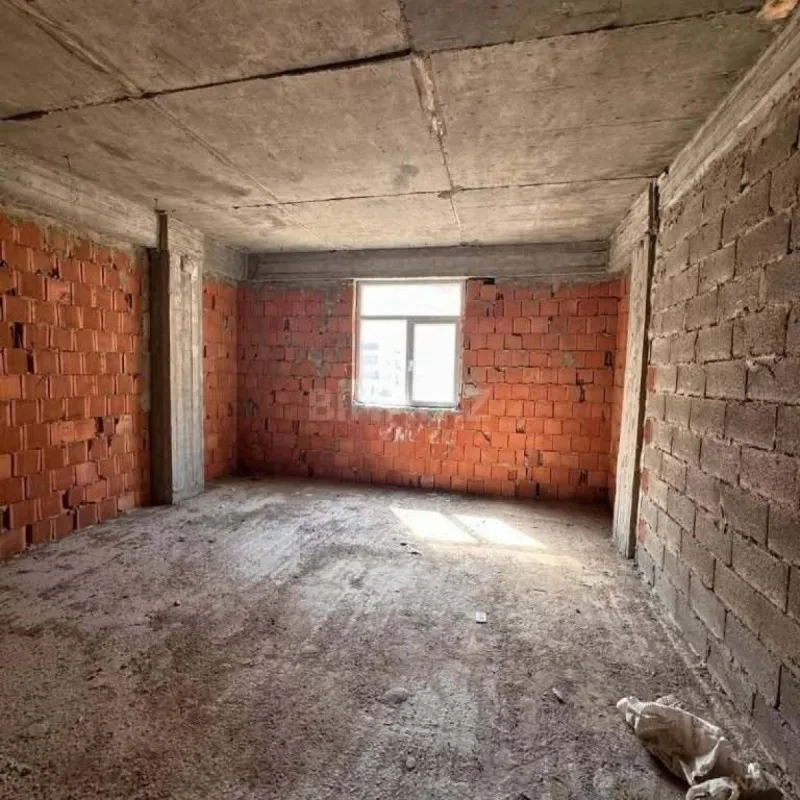 Satılır 1 otaqlı mənzil 54 m²