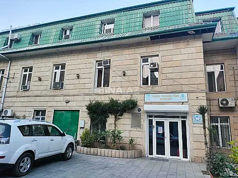 Kirayə verilir 1 otaqlı ofis 18 m²