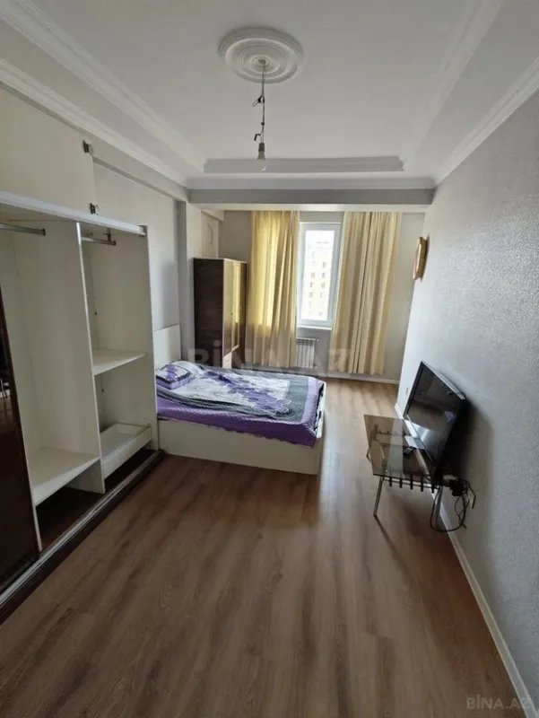 Satılır 2 otaqlı mənzil 58 m²