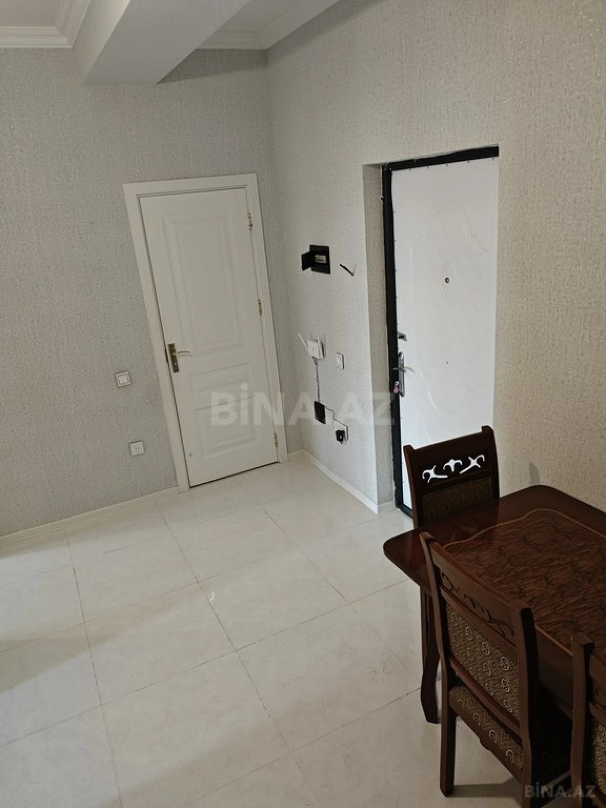 Satılır 2 otaqlı mənzil 58 m²