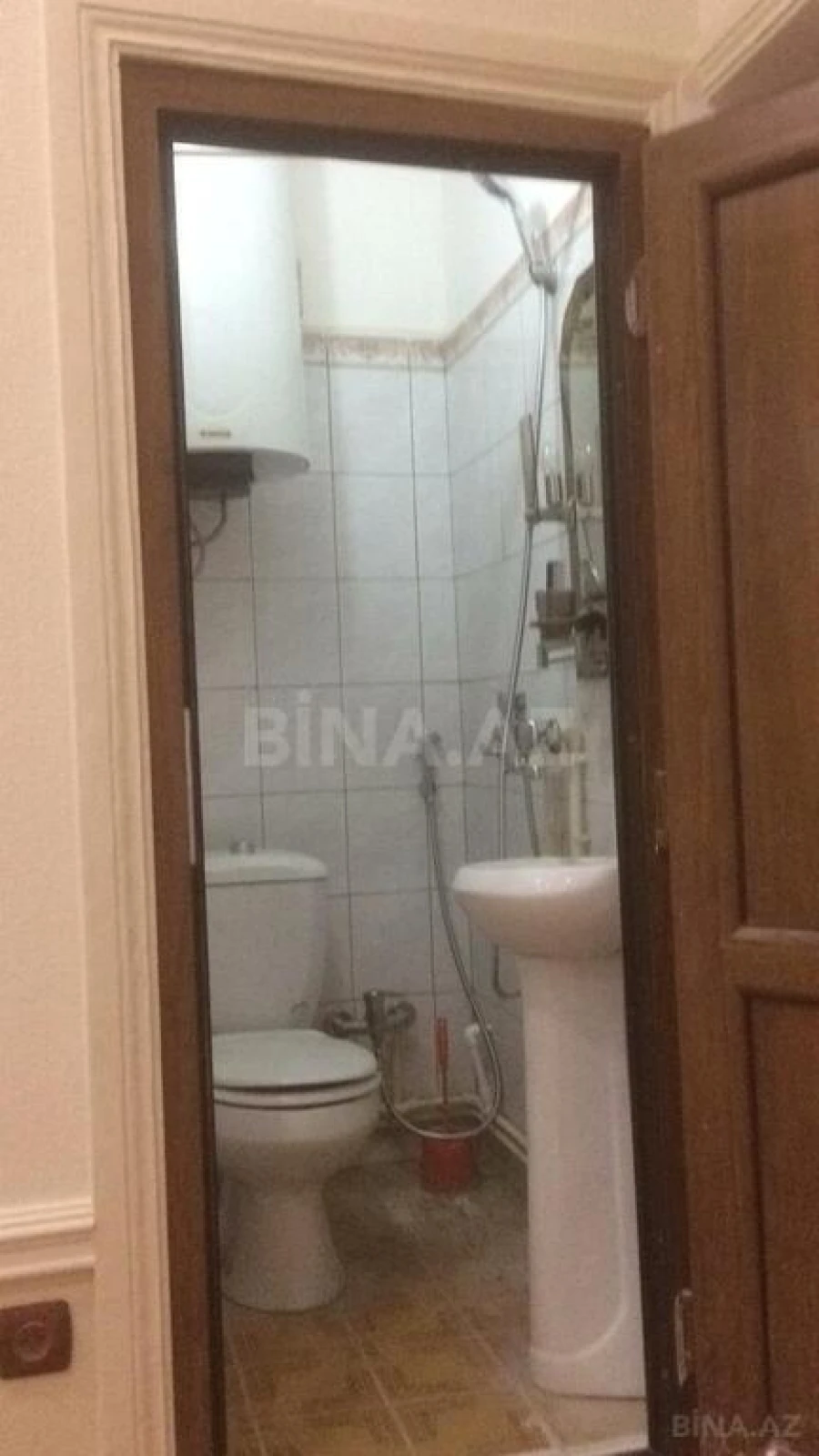 Kirayə verilir 3 otaqlı ofis 60 m²