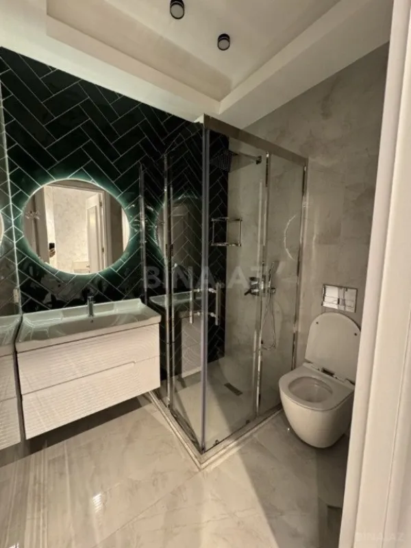 Satılır 3 otaqlı mənzil 128 m²