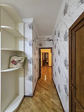 Kirayə verilir 3 otaqlı mənzil 101 m²