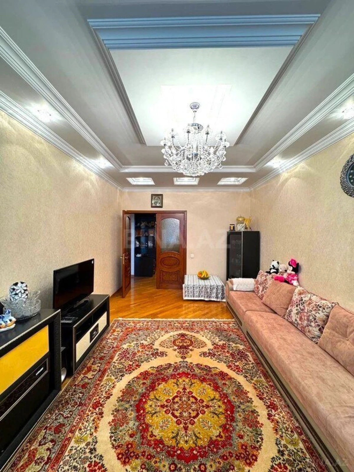 Satılır 3 otaqlı mənzil 125 m²