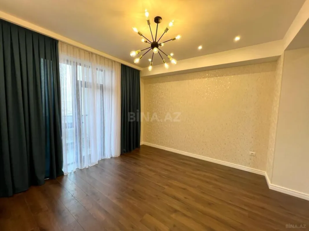 Satılır 3 otaqlı mənzil 98 m²