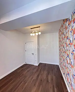 Satılır 3 otaqlı mənzil 98 m²