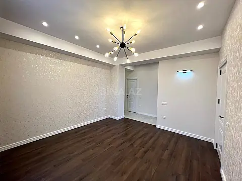Satılır 3 otaqlı mənzil 98 m²