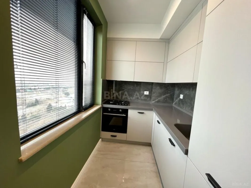 Satılır 3 otaqlı mənzil 98 m²