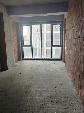 Satılır 4 otaqlı mənzil 173 m² — Bakı 4 otaq 173.00 m²