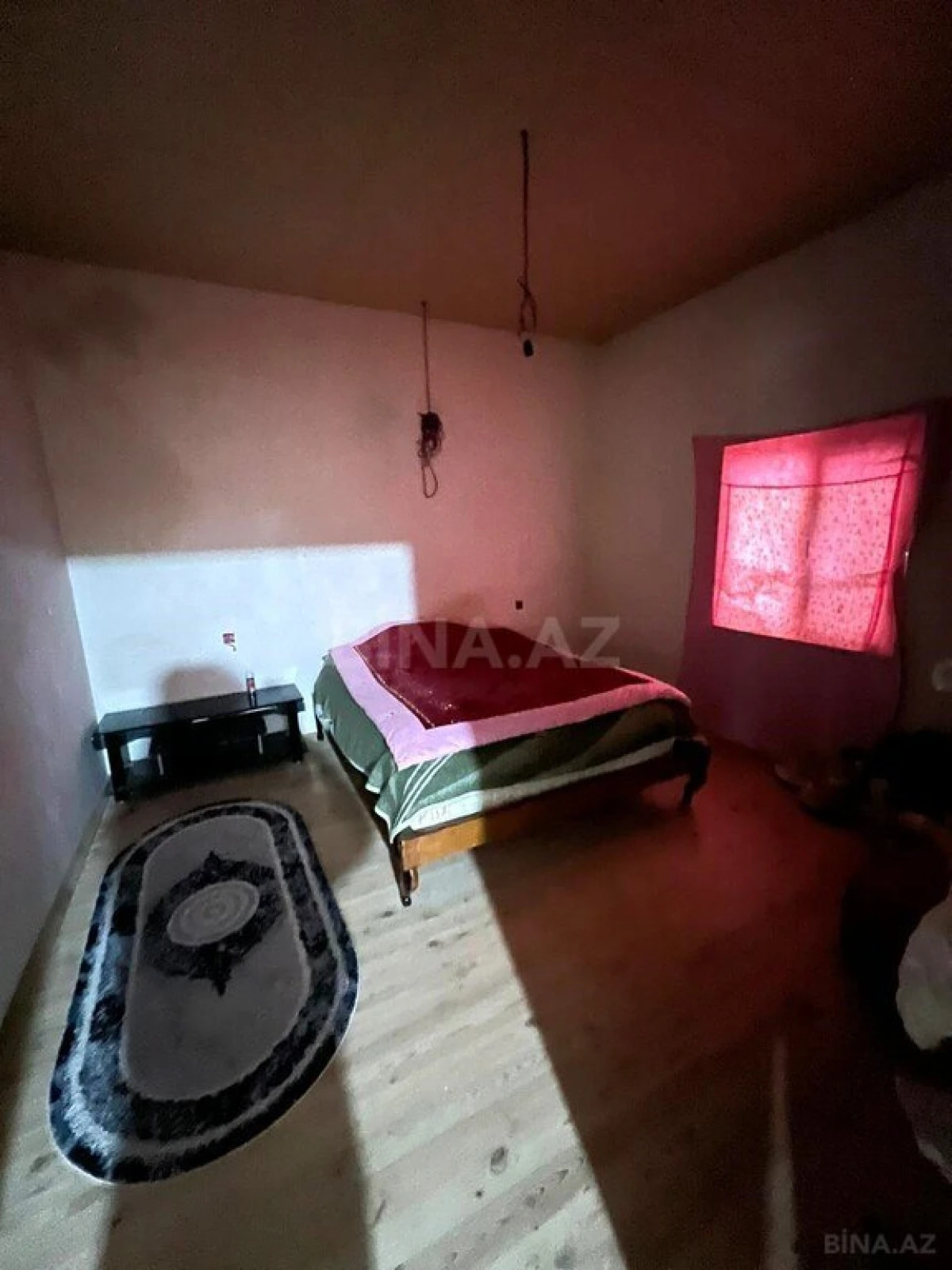 Satılır 6 otaqlı həyət evi 220 m²