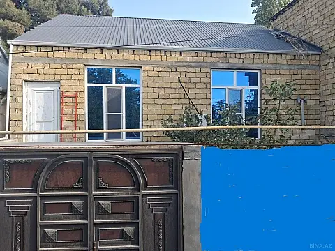 Satılır 6 otaqlı həyət evi 220 m²