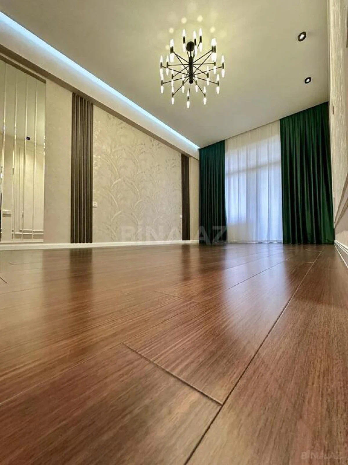 Satılır 3 otaqlı mənzil 100 m²