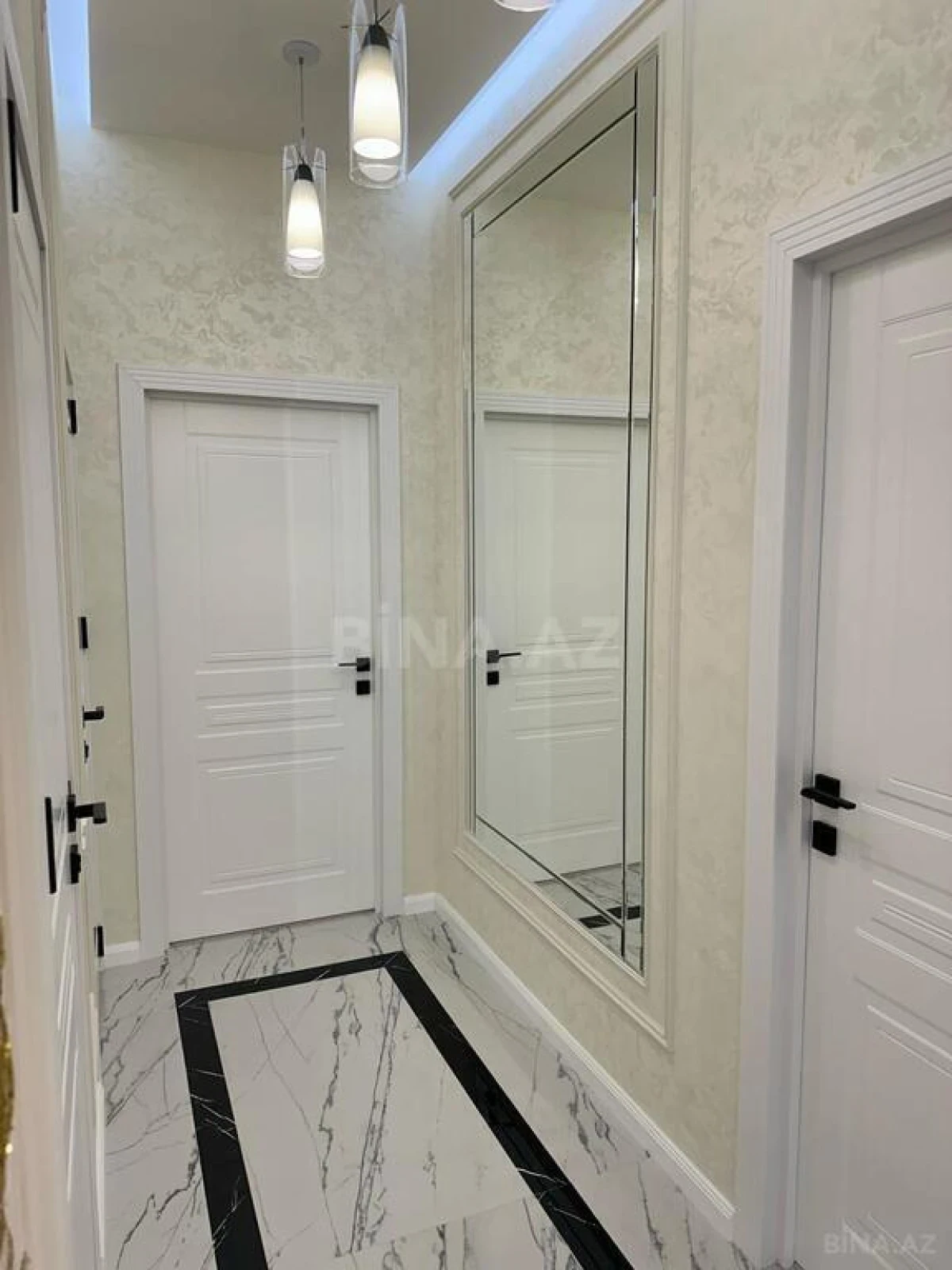 Satılır 3 otaqlı mənzil 100 m²