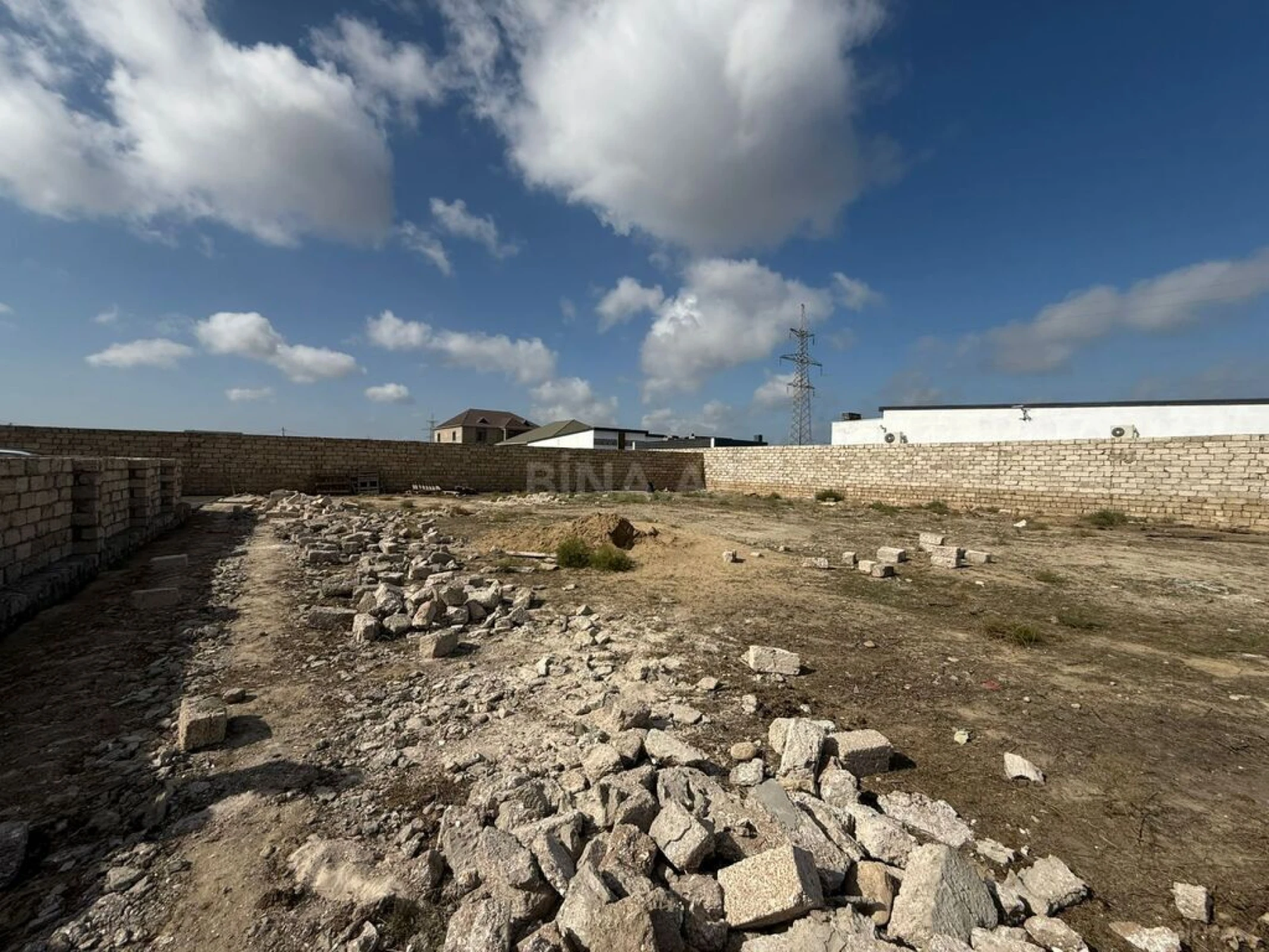 Satılır torpaq sahəsi 7 m²